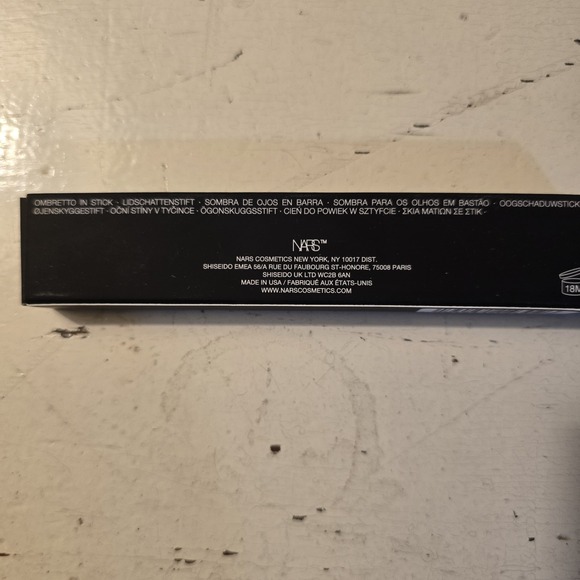 Nars ~ Total Seduction Eyeshadow Stick ~ Strip Down~ 0.05 oz ~ NIB - Picture 2 of 4